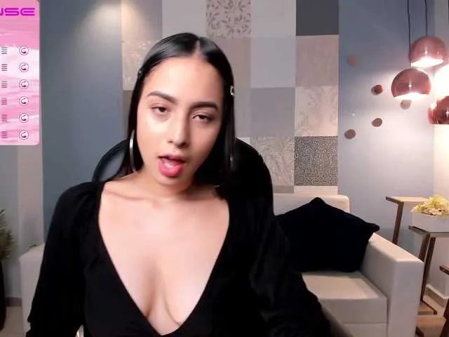 Live sex webcam photo for BrennaWalker #288004427