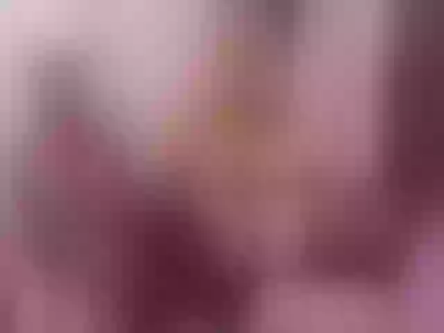 Live sex webcam photo for RoyalAlexisX #259068414
