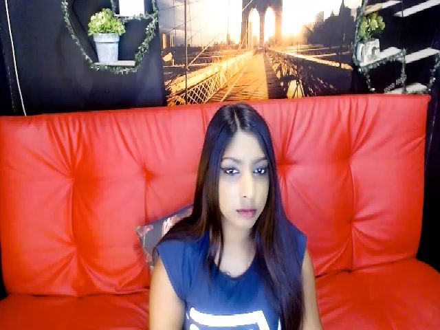 Live sex webcam photo for Indianfetishx #262054517