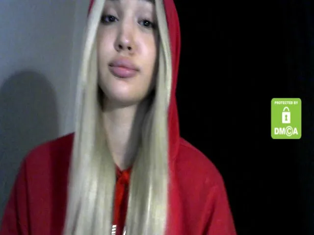 Live sex webcam photo for MyyDream #260138640