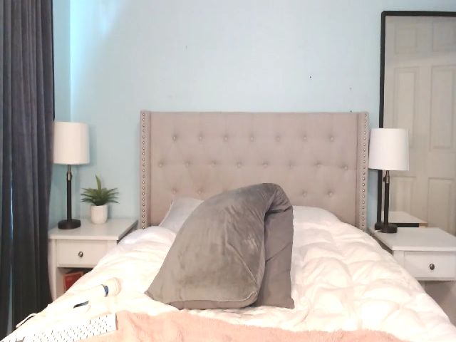 Live sex webcam photo for PrincessAmy_ #263189830