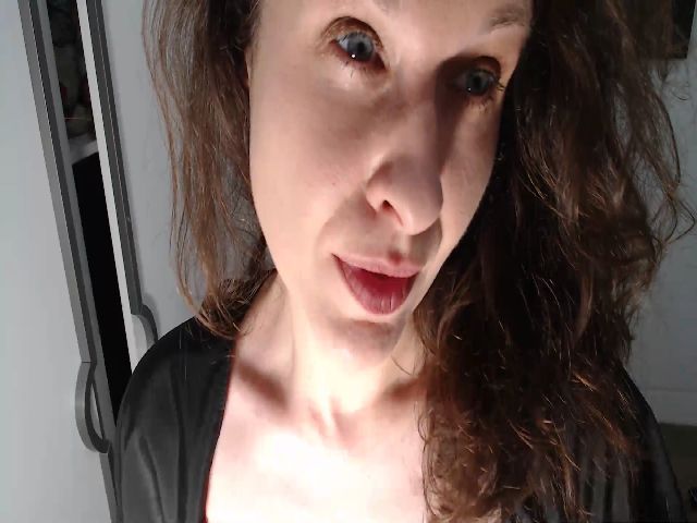 Live sex webcam photo for Nikkita23 #254912000