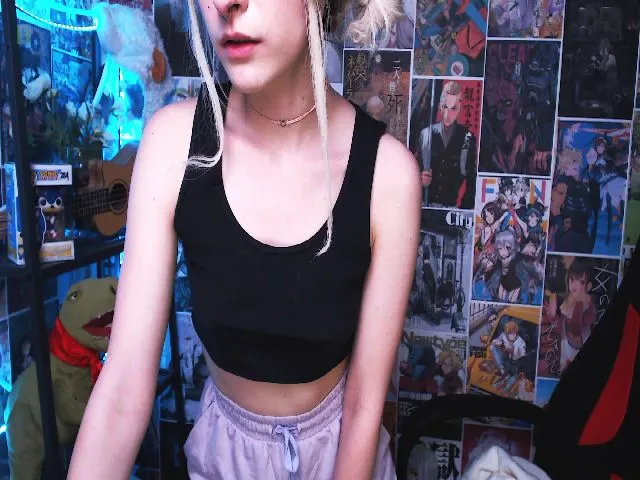 Live sex webcam photo for Manarose27 #260295216
