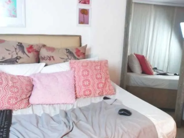 Live sex webcam photo for lisawill #241044074