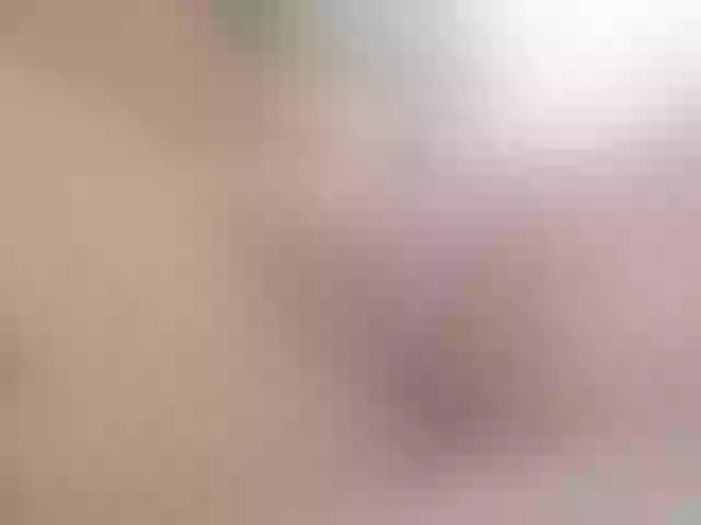 Live sex webcam photo for -HotGirl19- #257389048