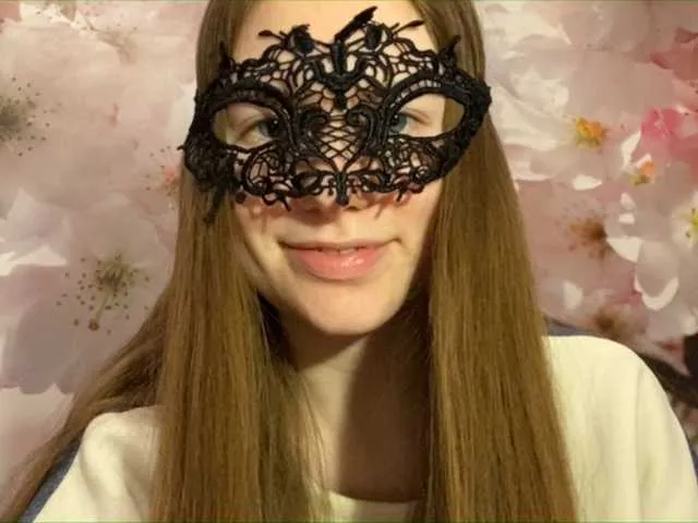 Live sex webcam photo for ConnieDaw #287978610