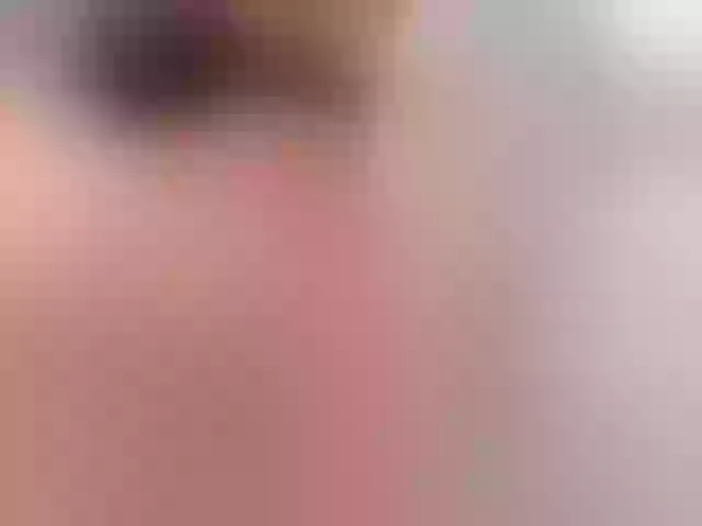 Live sex webcam photo for SarahSahara2 #240975034