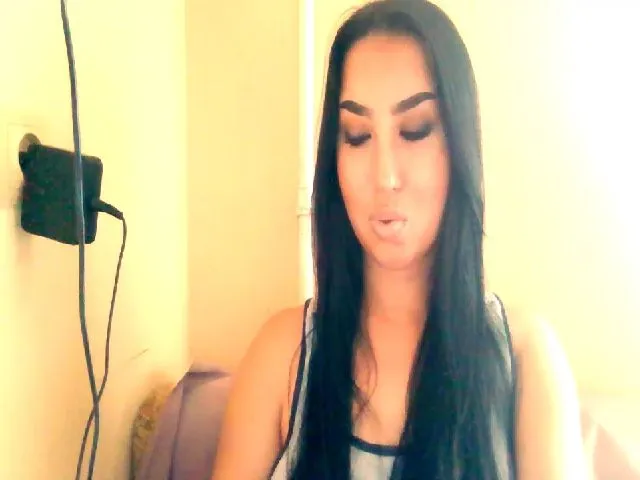 Live sex webcam photo for TiptoPanther #253096892