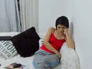 Live sex webcam photo for EllaRose29 #240830472