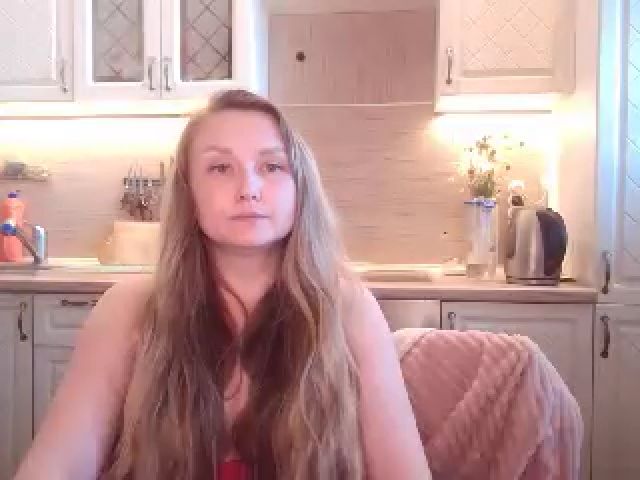 Live sex webcam photo for JaneGrey111 #255278552