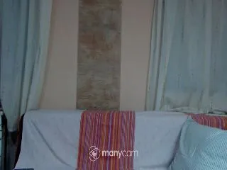 Live sex webcam photo for PinkLillyRose #252002768