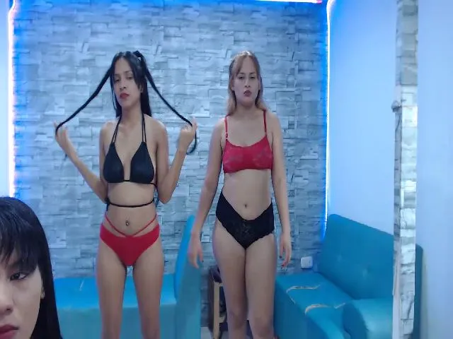 Live sex webcam photo for Angelasweets #253659824