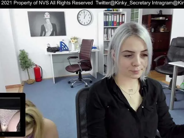 Live sex webcam photo for KinkyOffice #241358238