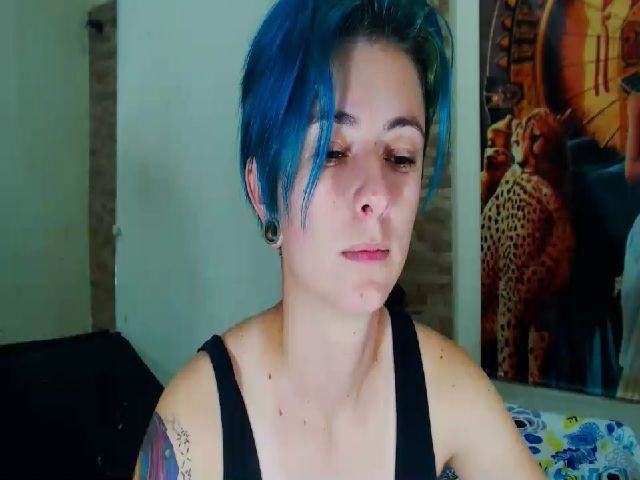 Live sex webcam photo for poison_blue #260911661