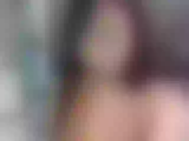Live sex webcam photo for AngeelJones #240974219