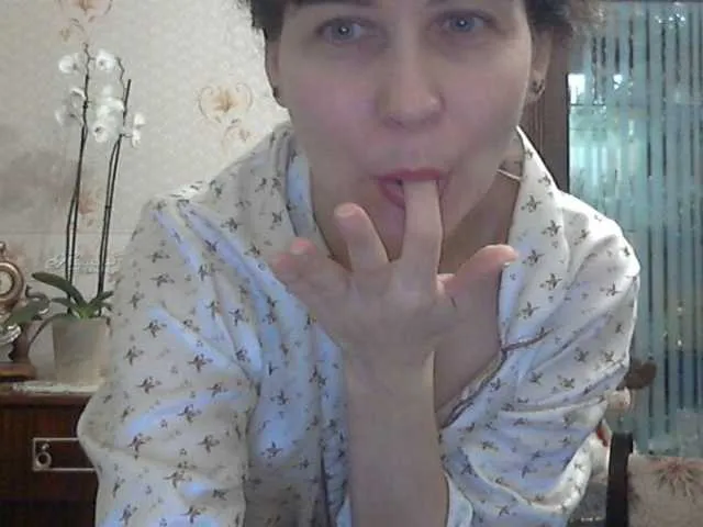 Live sex webcam photo for caroliiine #241318179