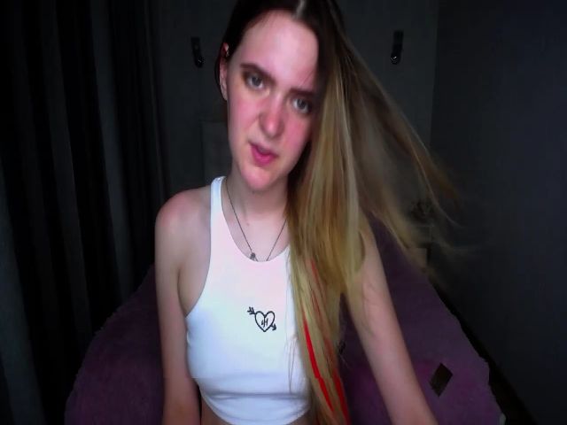 Live sex webcam photo for Ella_Hudson #254624594