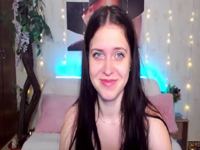 Live sex webcam photo for Antonia_W_ #252742790