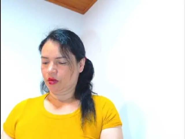 Live sex webcam photo for VKKTORIAAA #245526669