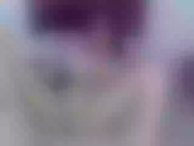 Live sex webcam photo for QueenSantacru #243565068