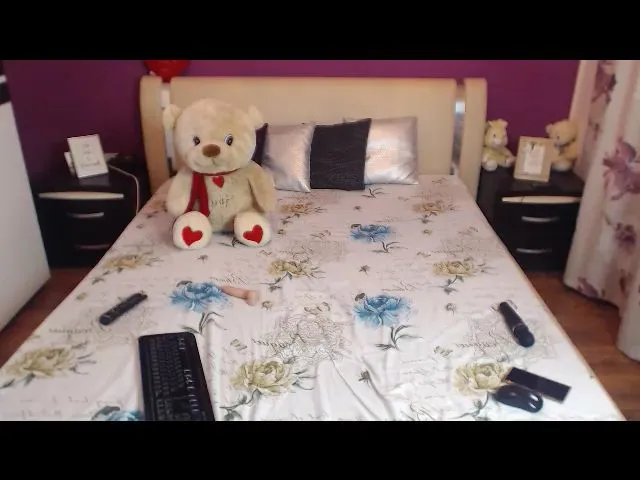 Live sex webcam photo for AnnaKalifa #255317147