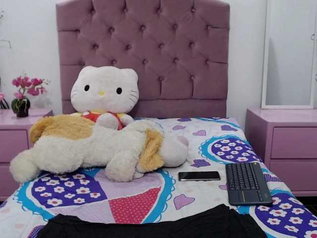 Live sex webcam photo for isabella-smit #241693627