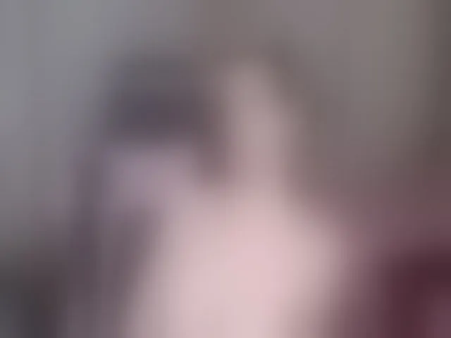 Live sex webcam photo for KenzieCams #256333846