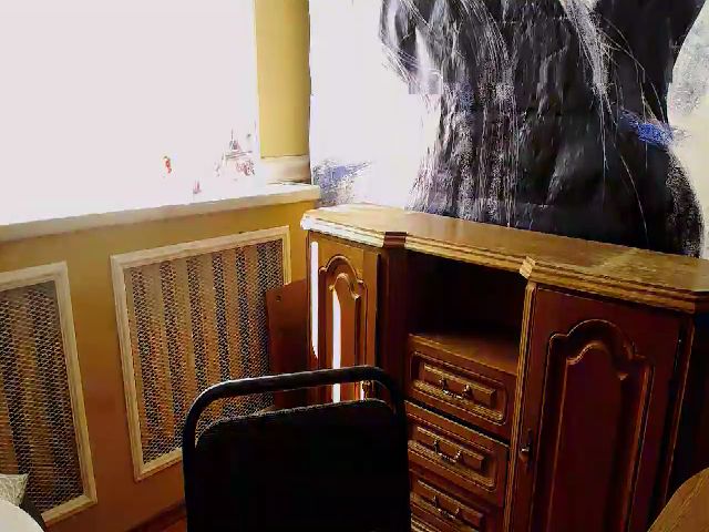 Live sex webcam photo for EmiStern #263643623