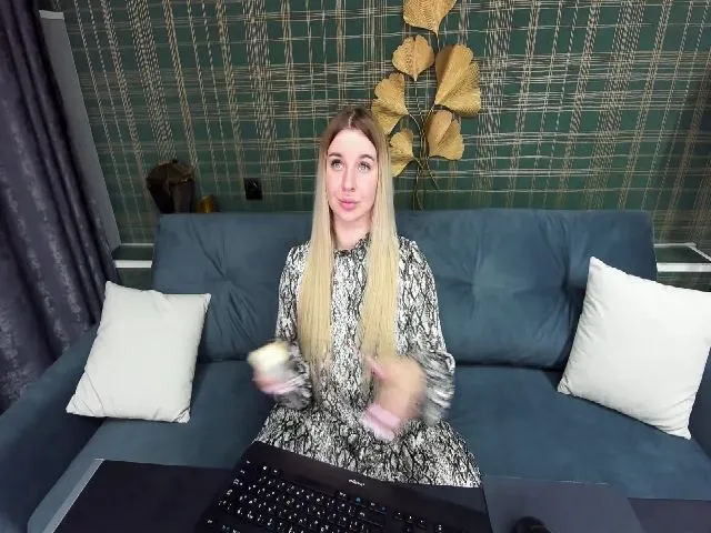 Live sex webcam photo for BootyPam #257089553