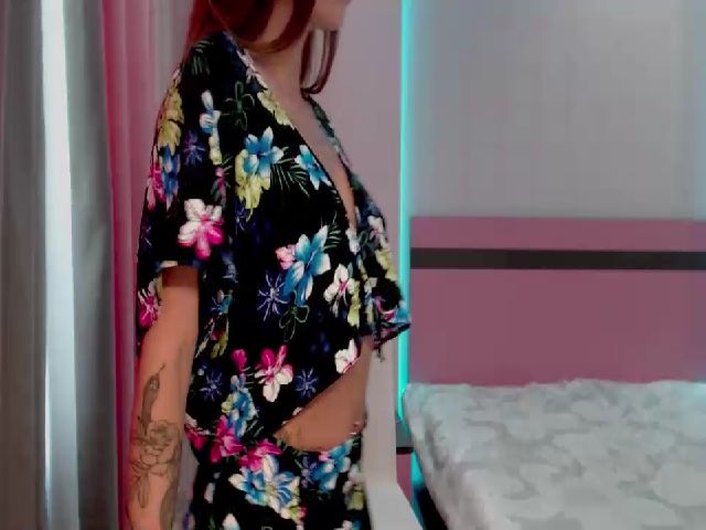 Live sex webcam photo for Nikolle_Love #253054072