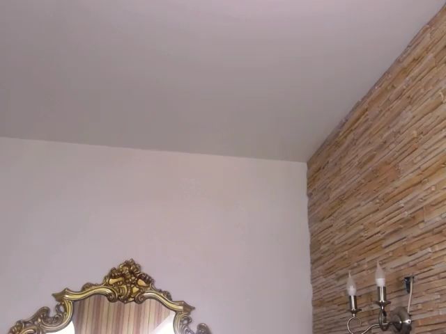 Live sex webcam photo for MissElisabeth #259505967