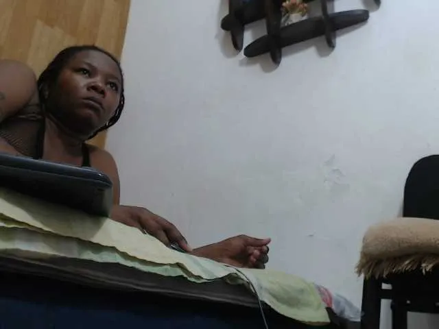 Live sex webcam photo for ebonycristal #241252434