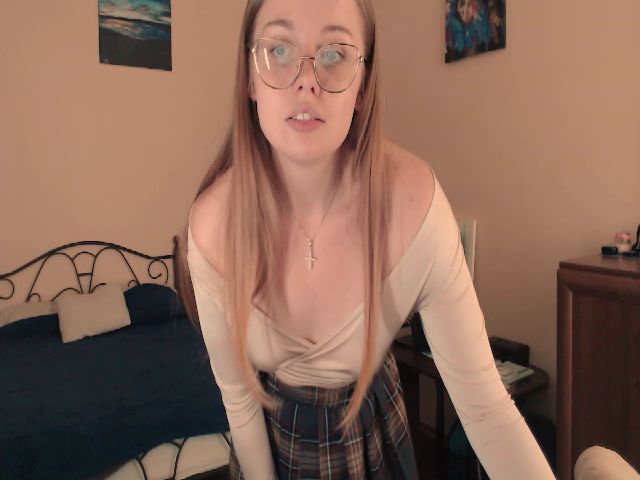 Live sex webcam photo for Jesii_Sweet_ #257525713