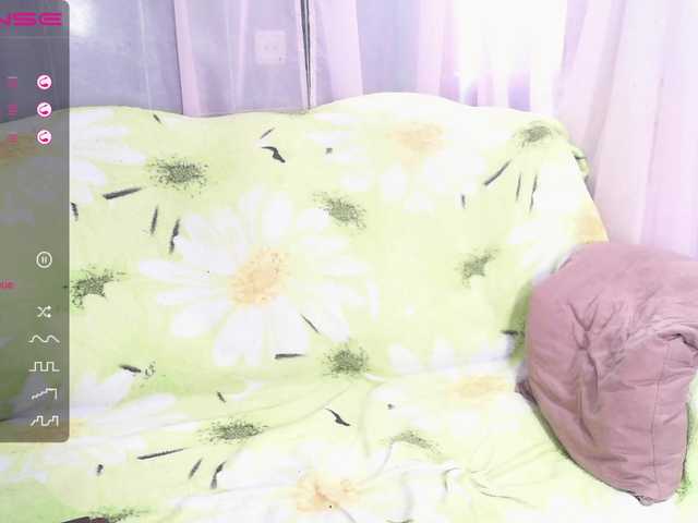 Live sex webcam photo for Emeraldass #245332577