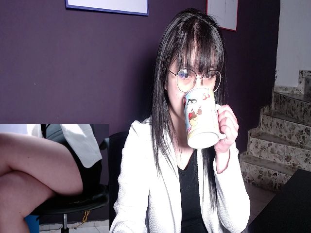 Live sex webcam photo for Charlotte_3x #253434326