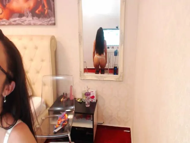 Live sex webcam photo for AlishaPacari #262828777