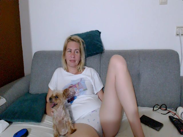 Live sex webcam photo for Stephycute #257741732