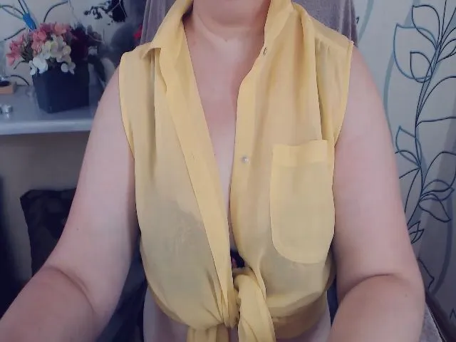 Live sex webcam photo for DepravedMadam #256181334