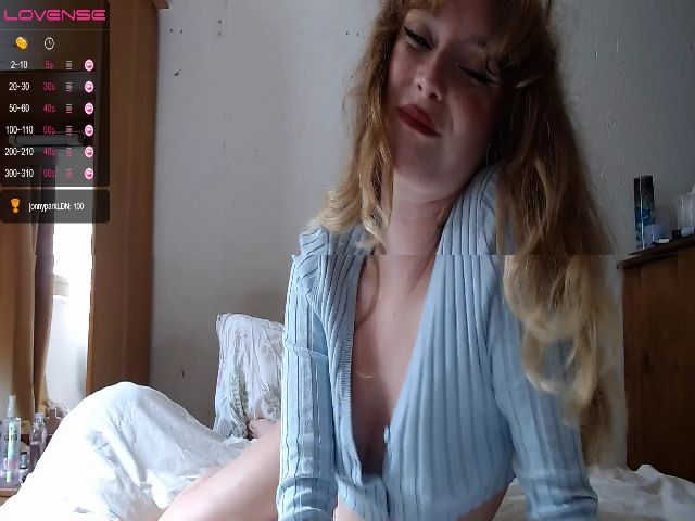 Live sex webcam photo for Lavender_Dove #259308045