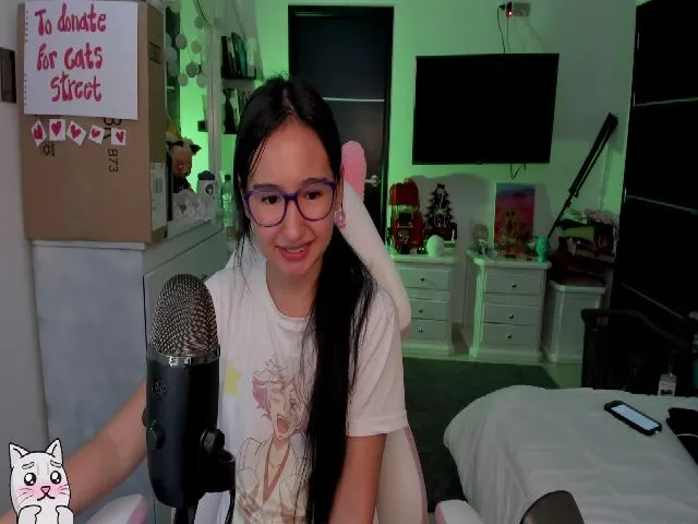 Live sex webcam photo for AnnieJulieth #261907446