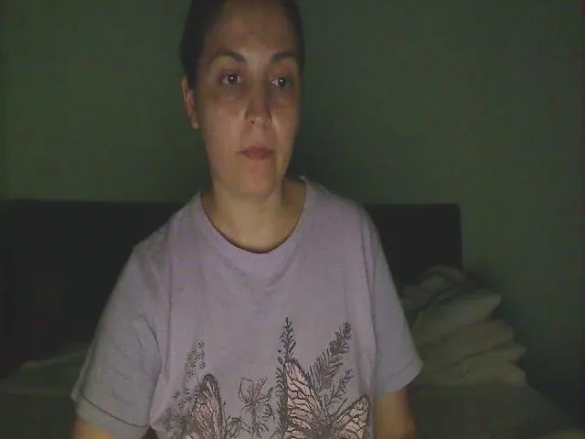 Live sex webcam photo for OneHotty #253229950
