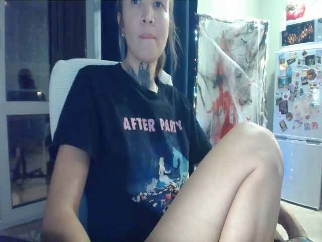 Live sex webcam photo for Angie_Wild #258350242