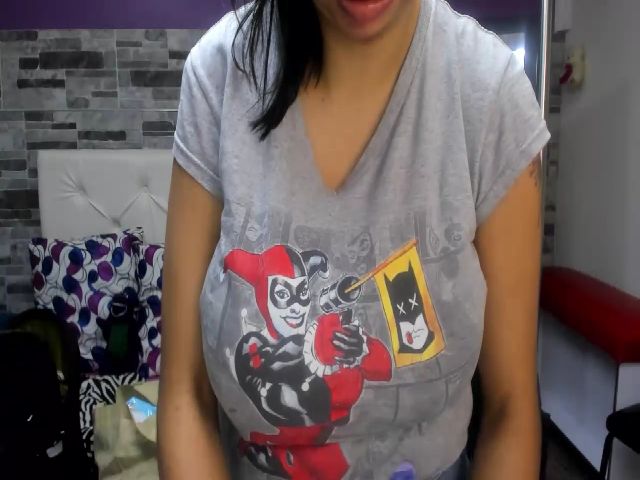 Live sex webcam photo for Titshuge_big #252945760