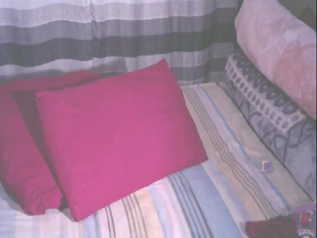 Live sex webcam photo for Sexybooty85 #255353864