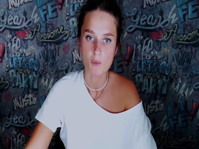 Live sex webcam photo for Felliciya #259940430