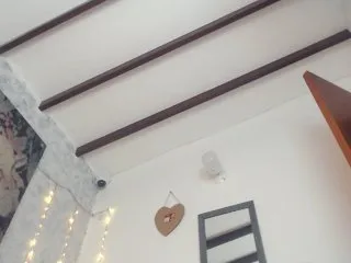 Live sex webcam photo for aryalee #240694619