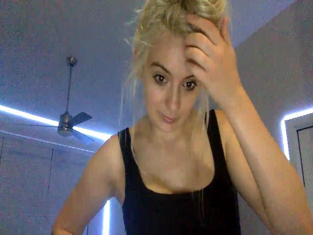 Live sex webcam photo for Sammy_gray #261861464