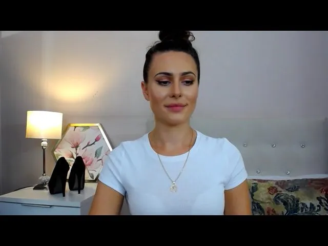 Live sex webcam photo for CharlotteLOV #255889191