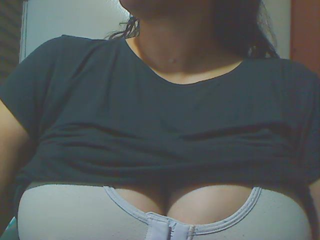 Live sex webcam photo for GIOVANA_SEX #261787182