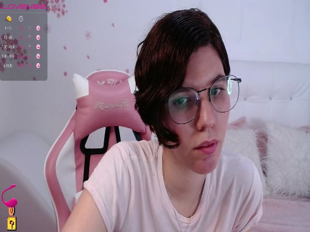 Live sex webcam photo for Eligos69 #254061584